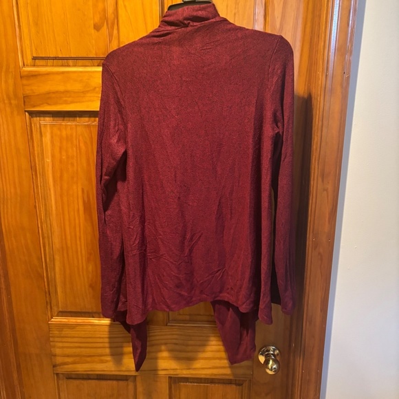 Serra Women's Single Button Cardigan In Maroon Medium - Picture 3 of 5